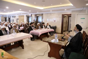 سرپرست حجاج ایرانی در جمع خادمان فرهنگی حج 1404 مطرح کرد:
مدارا و مردم داری، درس بزرگ پیامبر اسلام برای مبلغان و روحانیون کاروانها 2