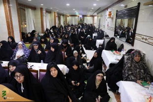 دعای پرشور کمیل زائران ایرانی در مدینه برگزار شد:
تبیین شاخص های عزتمندی از سوی سرپرست حجاج ایرانی/ شهید رئیسی وقف مردم شد و عزت یافت 7