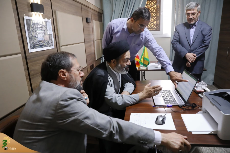 بازدید سرپرست حجاج ایرانی از ستاد سازمان حج در مدینه/ مشکل زیارت جمعی روضه رضوان حل شد 6