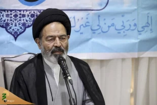جری دعاء الکمیل فی المدینة المنورة بحضور حماسی للزوار الایرانیین/ تم تقدیم شرح مؤشرات الکرامة من قبل رئیس بعثة الحجاج الإیرانیین/ کان الشهید رئیسی تفانی نفسه للشعب و اصبح عزیزا 2