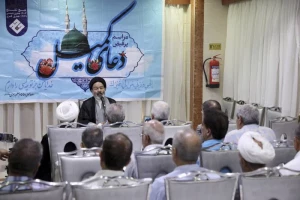 Iranian Pilgrims Attend Komeil Prayers in Medina; Head of Iranian Pilgrims Explain Dignity Indicators 