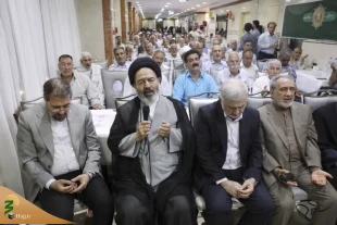 Iranian Pilgrims Attend Komeil Prayers in Medina Head of Iranian Pilgrims Explain Dignity Indicators  2