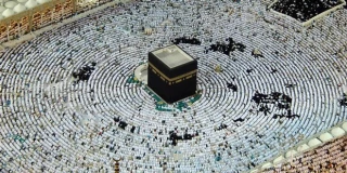 آه غزه‌! چگونه ندای تو شوم در حج برائتم؟!