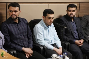امام(ره) و رهبر انقلاب توهم بدخواهان مبنی بر دوری شیعه از قرآن را خنثی کردند 9
