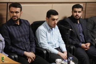 رئیس بعثة الحجاج الایرانیین؛ لقد احبط الإمام (ره) و قائد الثورة أوهام المغرضین بأن الشیعة بعیدون عن القرآن. 5