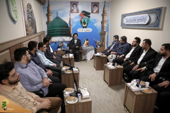 دیدار با جمعی از قاریان گروه نور حج تمتع ۱۴۰۴ 16