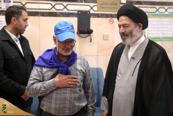 دیدار صمیمی سرپرست حجاج ایرانی با زائران کشورمان درمدینه منوره _ 2 21