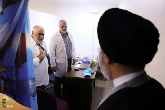 دیدار صمیمی سرپرست حجاج ایرانی با زائران کشورمان درمدینه منوره _ 2 11