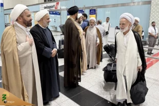 وصل ممثلو المراجع العظام التقلید إلى المدینة المنورة 4