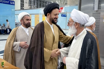 ورود نمایندگان دفاتر آیات و مراجع عظام تقلید به مدینه 19