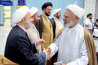 ورود نمایندگان دفاتر آیات و مراجع عظام تقلید به مدینه 25