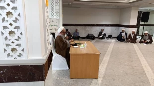 درخواست استاد فلاح‌زاده از خادمان فرهنگی حج:
به زائران اطمینان دهید کسی بدون اعمال کامل برنمی‌گردد 2