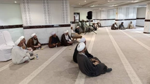 درخواست استاد فلاح‌زاده از خادمان فرهنگی حج:
به زائران اطمینان دهید کسی بدون اعمال کامل برنمی‌گردد 6