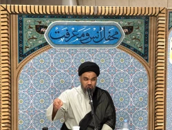 طنین روضه غربت امام رضا(ع)در مدینه منوره 5