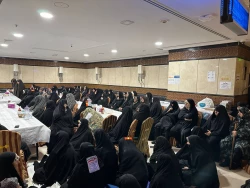 طنین روضه غربت امام رضا(ع)در مدینه منوره 6