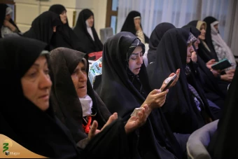  مراسم دعای کمیل زائران ایرانی در مدینه منوره  18