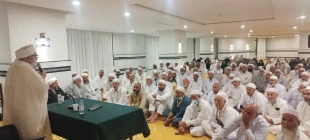 اولین محفل انس و معرفت مکه با حضور پرشور زائران اهل سنت خراسان 5