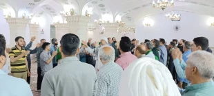 زمزمه ملکوتی یا رب یارب زائران ایرانی در حرم مطهر امیر المومنین 4
