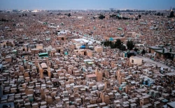 قبرستان وادِی‌السَّلام در نجف اشرف 2قبرستان وادِی‌السَّلام در نجف اشرف 3