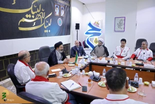 در دیدار مسئولان هیات پزشکی حج با سرپرست حجاج ایرانی مطرح شد:
ارائه ۴۰ هزار خدمت پزشکی به زائران ایرانی در مکه و مدینه؛ استقرار درمانگاه یا مطب در خدمت زائران 2