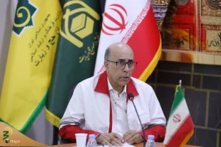 تم بحثة فی لقاء بین مسؤولی اللجنة الطبیة للحج و رئیس بعثة الحجاج الإیرانیین: تقدیم 40 ألف خدمة طبیة للحجاج الإیرانیین فی مکة المکرمة و المدینة المنورة؛ إنشاء عیادة أو مستوصف لخدمة الحجاج 2