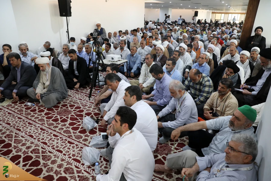 حجت الاسلام والمسلمین نواب در همایش یاوران حجاج:
یاوران حجاج پیروان سنت معصومین (ع) هستند 2