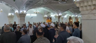 سوگواری زائران ایرانی در شب شهادت امام جواد (ع) در نجف اشرف 2