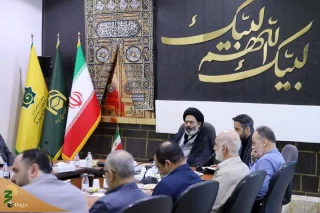 تاكيد رئيس بعثة الحجاج الإيرانيين على أهمية استخدام التقنيات الحديثة في خدمة الحجاج في جمع المراقبين و المفتشين في بعثة سماحة القائد.