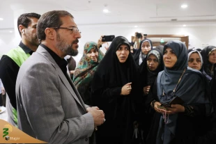دیدار صمیمانه سرپرست حجاج ایرانی با زائران در هتل مواکب الکوثر مکه 3