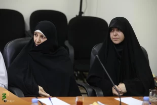 
حجت الاسلام والمسلمین نواب در جمع موکب داران اربعین حسینی:
اربعین یکی از حرکتهای عصر ظهور است 4