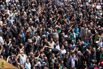 تشییع نمادین پیکر امام جواد علیه‌السلام در کاظمین 15
