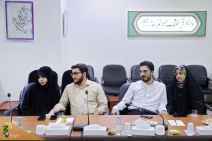 حجت الاسلام والمسلمین نواب در دیدار زوجهای جوان در مکه:
ایجاد آرامش و جلوگیری از فساد اخلاقی و اجتماعی از حکمتهای ازدواج است 3