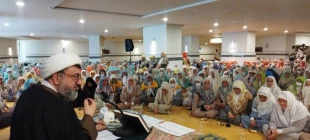 همایش باشکوه بانوان اهل سنت در سالروز ازدواج علی(ع) و زهرا(س)
زائران زن، یاد بانوان فداکار اسلام را در سرزمین وحی گرامی داشتند 4