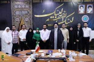 Hojjat al-Islam Navvab at the gathering of young couples in Mecca: 
Comfort and preventing moral and social corruption are among the wisdom of marriage
 4