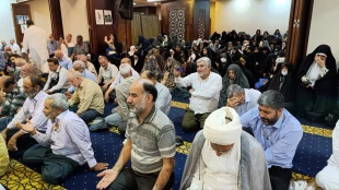 در مراسم دعای کمیل در هتل ویولت مطرح شد:
گناه انسان را از لذت مناجات محروم می کند 7