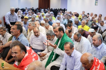  مراسم دعای کمیل زائران ایرانی در مکه مکرمه 16