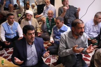  مراسم دعای کمیل زائران ایرانی در مکه مکرمه 30