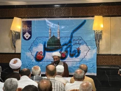 فریاد بغض‌های فروخورده زائران در محفل دعای کمیل مدینه النبی(ع) 3