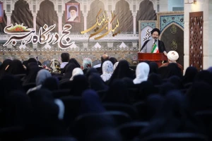 Head of the Iranian pilgrims among the elite female pilgrims: Palestinian mothers, like Hagar, are patient in the martyrdom of their Ismails