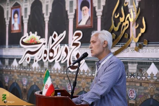 نماینده ولی فقیه در امور حج و زیارت در نشست «حج از نگاه رهبری»:
حضرت ابراهیم(ع) پیشتاز برائت از شرک و مشرکان است 5