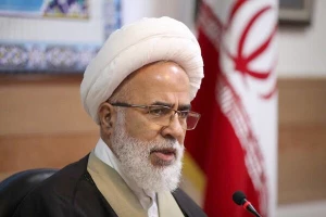 نماینده ولی‌فقیه در استان کرمانشاه خواستار شد:
تردد زائران عتبات عالیات در مرز خسروی تسهیل شود