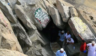آشنایی با غار حراء در کوه نور 4
