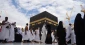 حل مشکلات همسفران؛ مهم‌تر از طواف واجب 2