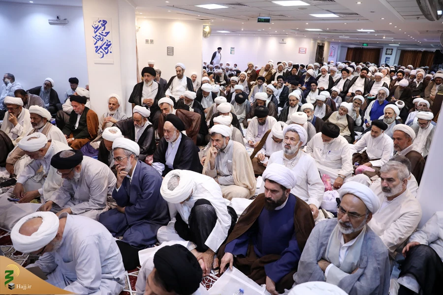 حجت الاسلام والمسلمین نواب مطرح کرد:
مسئولیت سنگین روحانیون کاروان ها و قدرشناسی فرصت یکماه راهنمائی زائران 8