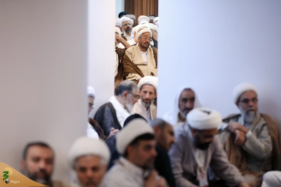 حجت الاسلام والمسلمین نواب مطرح کرد:
مسئولیت سنگین روحانیون کاروان ها و قدرشناسی فرصت یکماه راهنمائی زائران 9