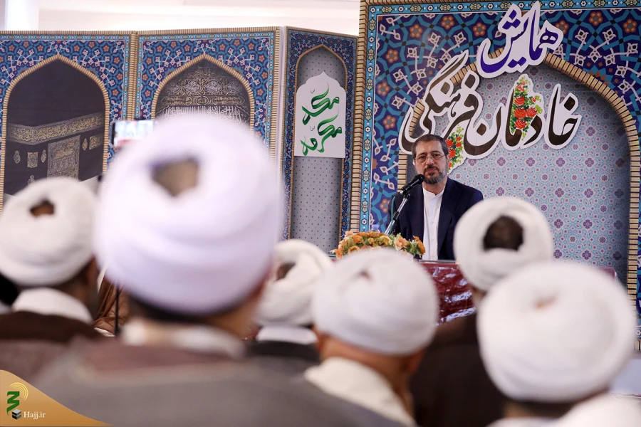 حجت الاسلام والمسلمین نواب مطرح کرد:
مسئولیت سنگین روحانیون کاروان ها و قدرشناسی فرصت یکماه راهنمائی زائران 12
