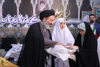 نشست صمیمی با نوجوانان و جوانان حاضر در حج 1404 42