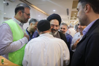 دیدار صمیمی سرپرست حجاج ایرانی با زائران کشورمان در مکه مکرمه _2 20