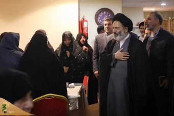 دیدار صمیمی سرپرست حجاج ایرانی با زائران کشورمان در مکه مکرمه _2 15