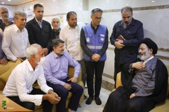دیدار صمیمی سرپرست حجاج ایرانی با زائران کشورمان در مکه مکرمه _2 17